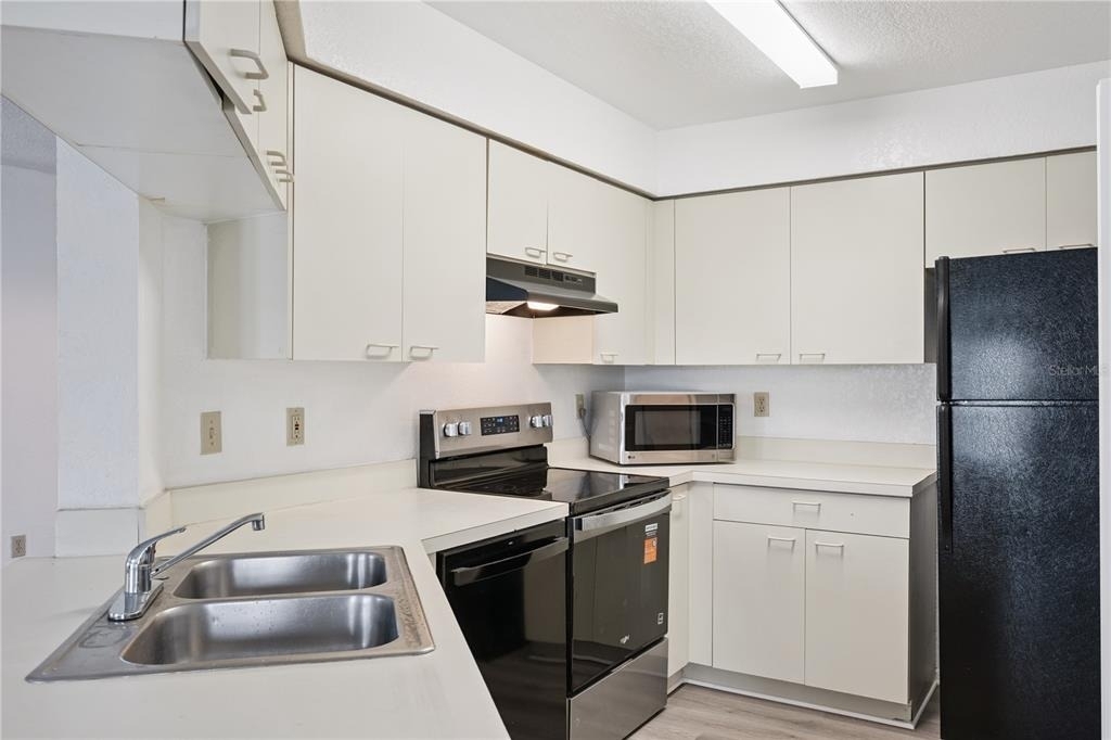 2550 N Alafaya Trail - Photo 23