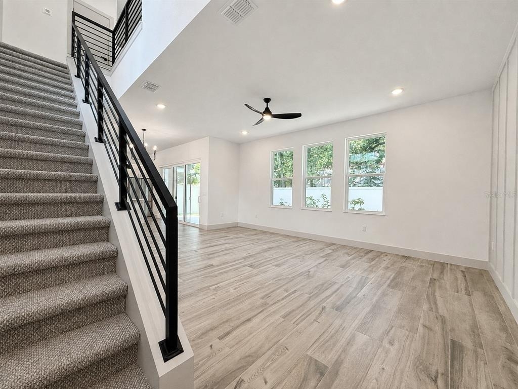 724 Ellwood Avenue - Photo 5