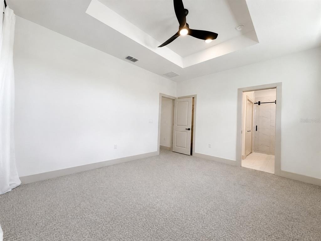 724 Ellwood Avenue - Photo 12