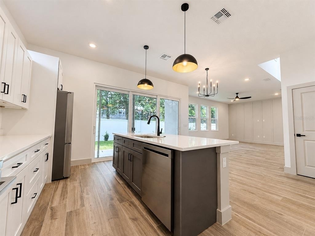 724 Ellwood Avenue - Photo 7