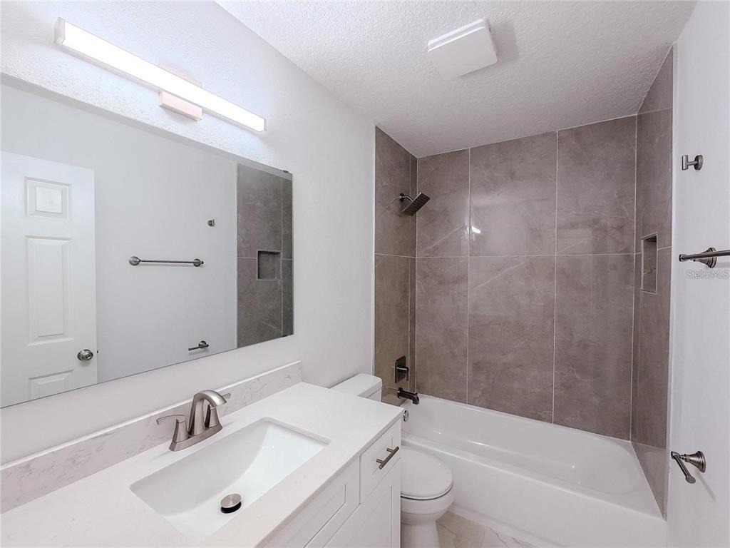 10711 Lake Hill Drive - Photo 17