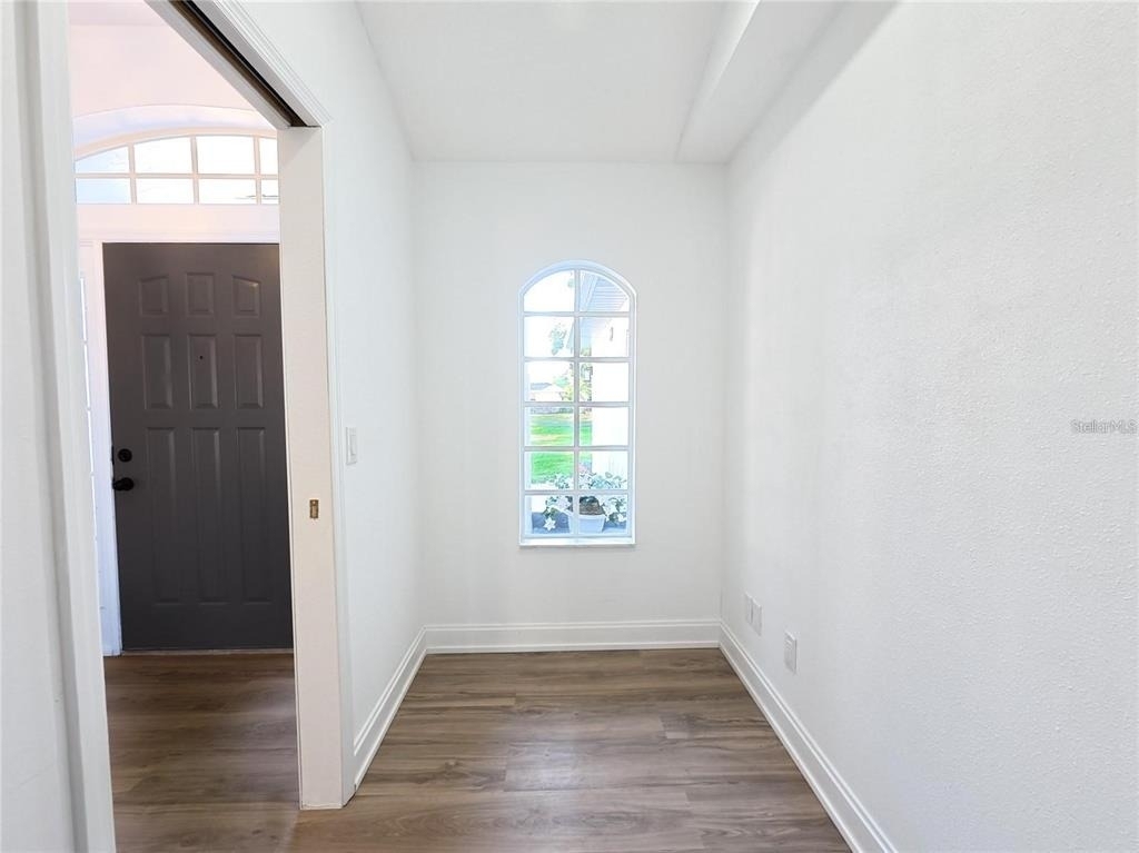 10711 Lake Hill Drive - Photo 3