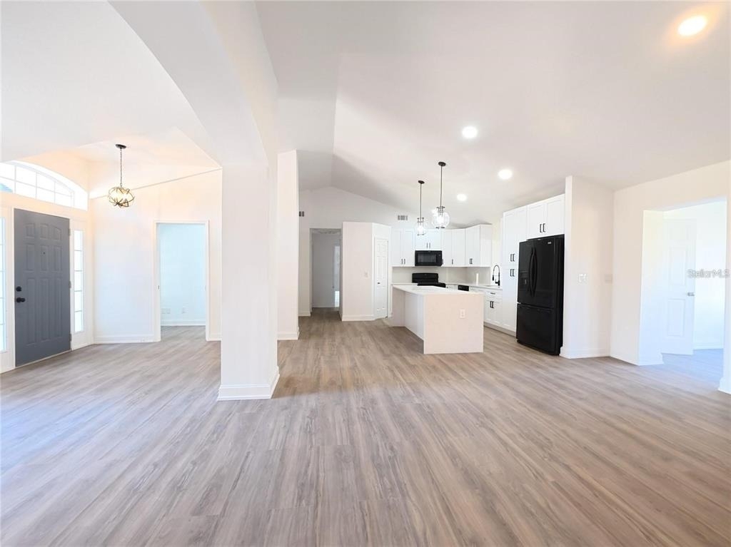 10711 Lake Hill Drive - Photo 7