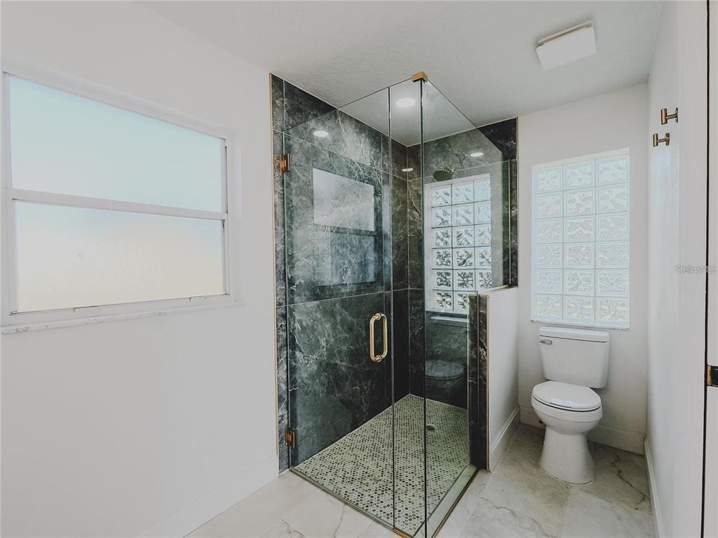 10711 Lake Hill Drive - Photo 15