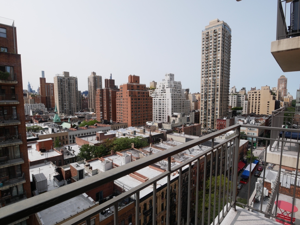 225 East 85th Street - Photo 12