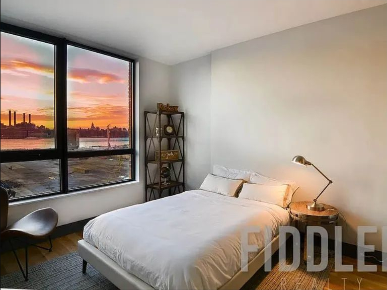 26 West St - Photo 6