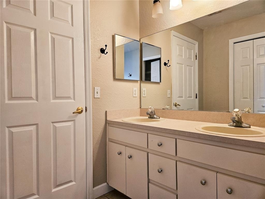 5260 English Drive - Photo 14