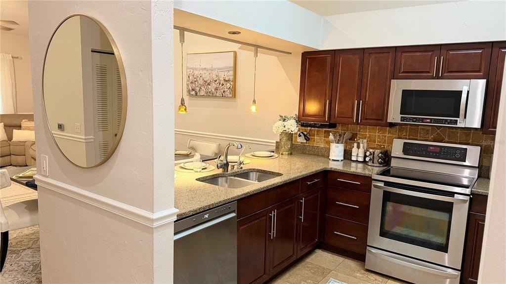 4700 Sw Archer Road - Photo 13