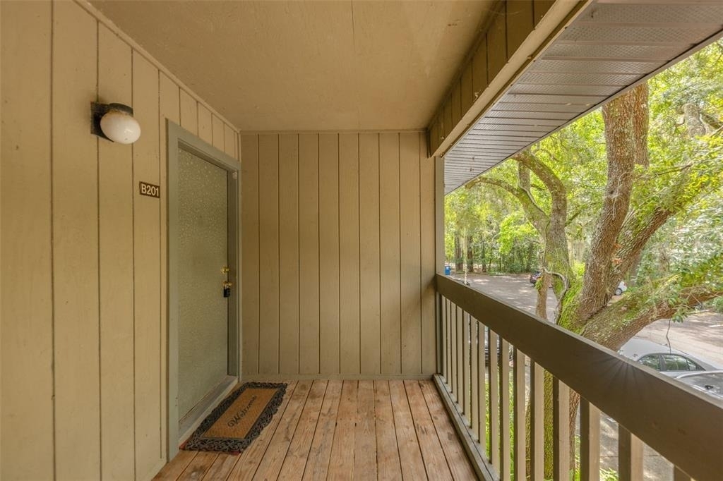 77 Se 16th Avenue - Photo 1