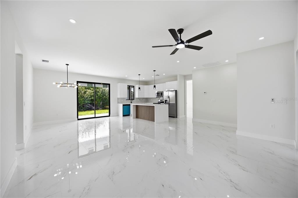 328 Milford Street - Photo 4