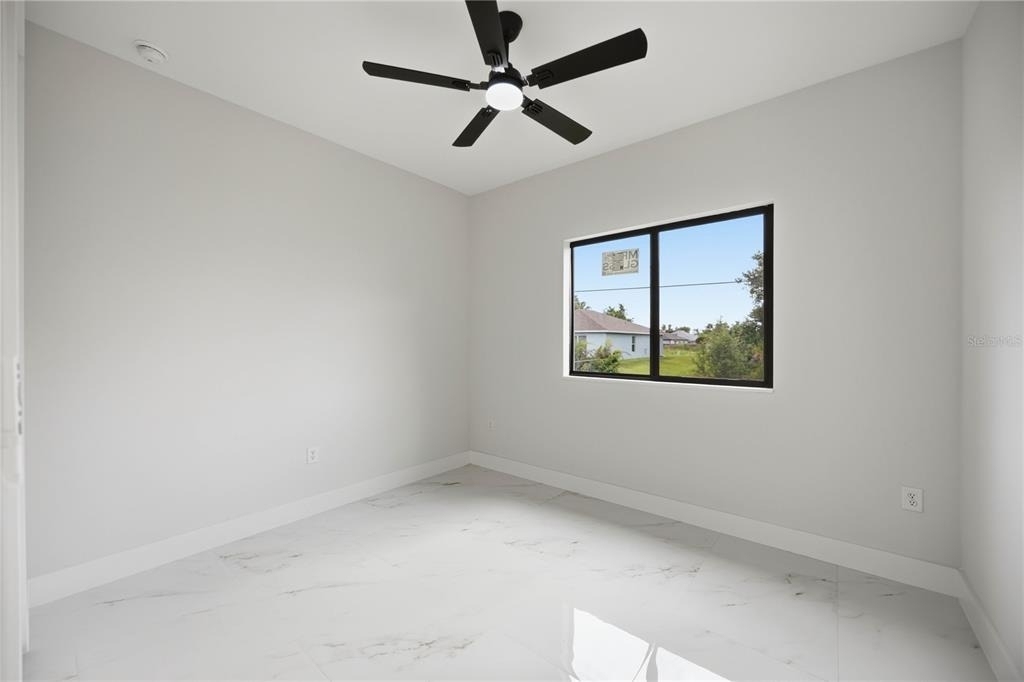 1299 Barton Avenue - Photo 14