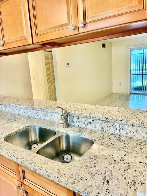 211 Airport Avenue W - Photo 7