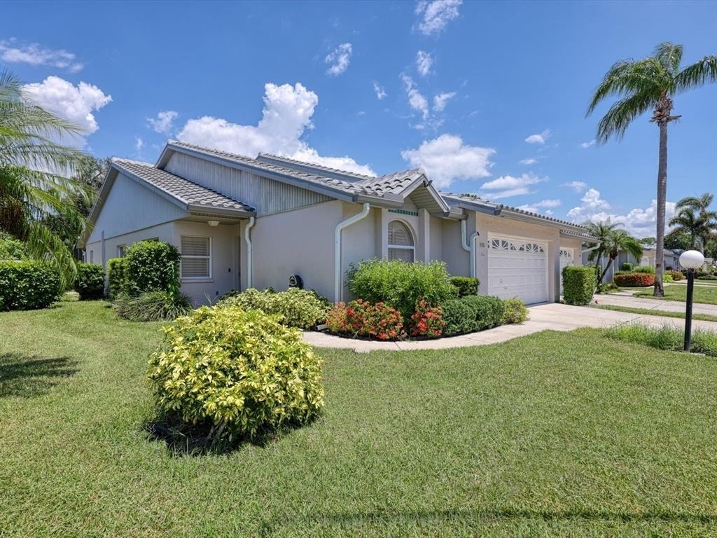 5381 Kelly Drive - Photo 2