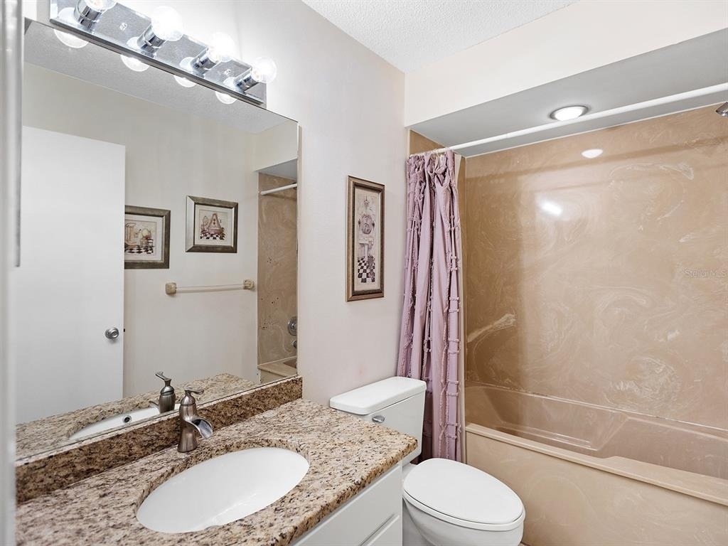 4415 Longmeadow - Photo 21