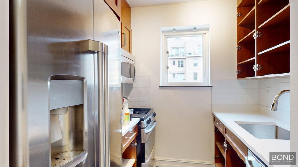 200 East 71st Street #19C - Photo 1