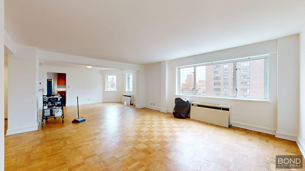200 East 71st Street #21A - Photo 5