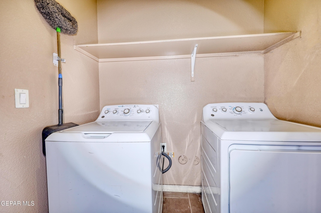 12108 Chapel Hill Road - Photo 18