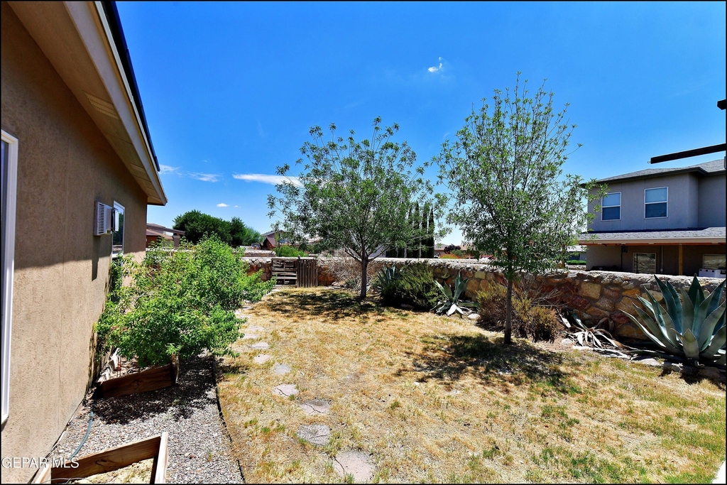 5810 Redstone Mesa Court - Photo 35