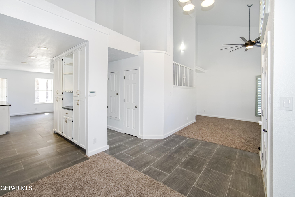 908 Los Pinos Way - Photo 5