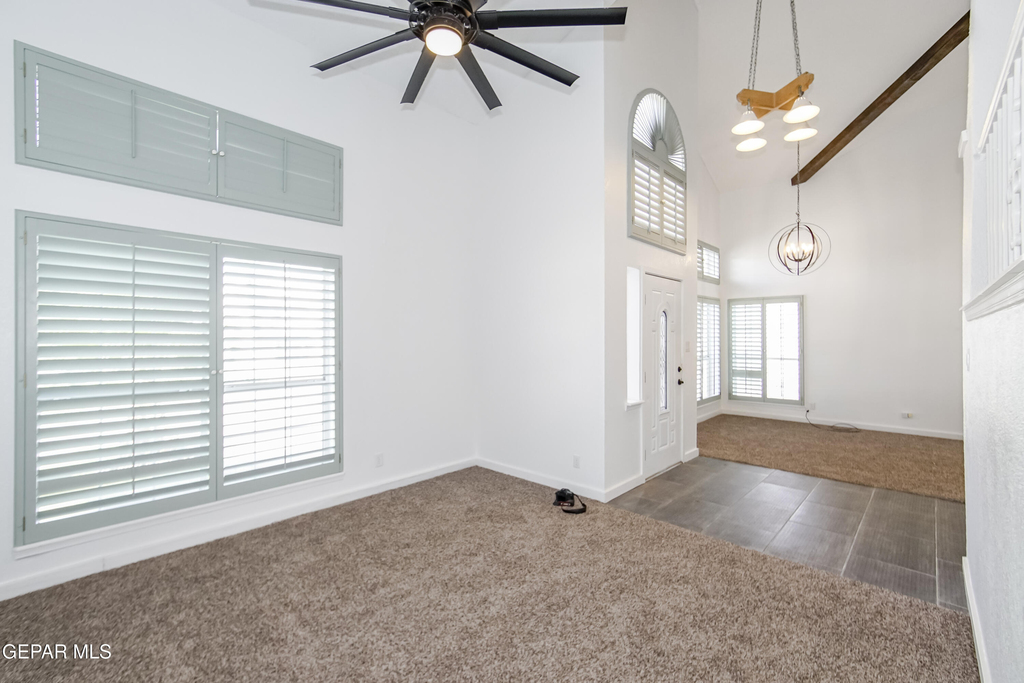 908 Los Pinos Way - Photo 7