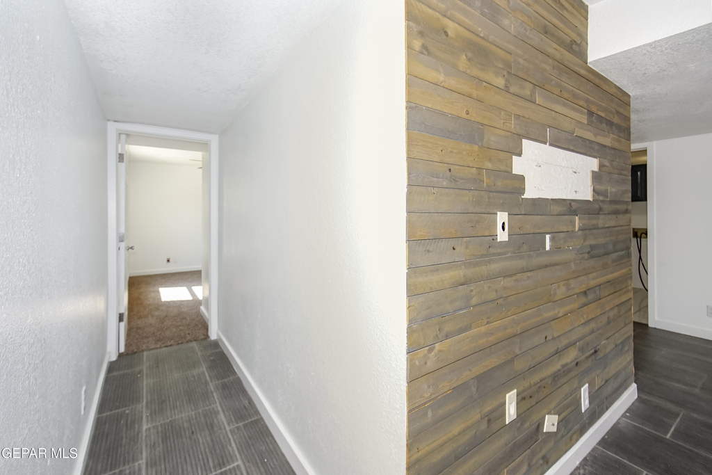 908 Los Pinos Way - Photo 9