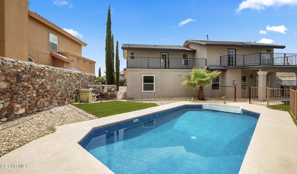908 Los Pinos Way - Photo 34