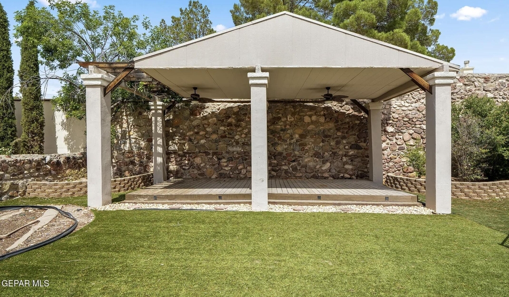 908 Los Pinos Way - Photo 31