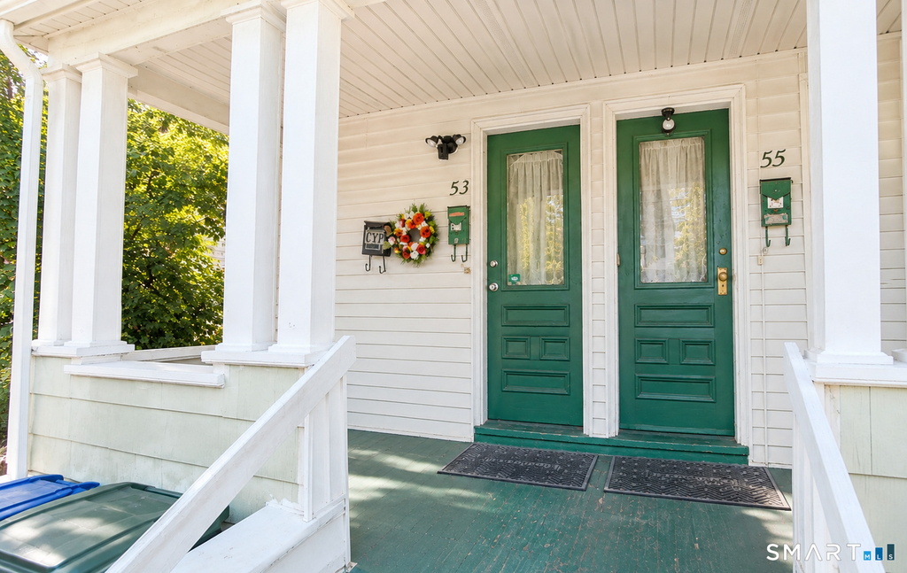 53-55 Davis Avenue - Photo 0