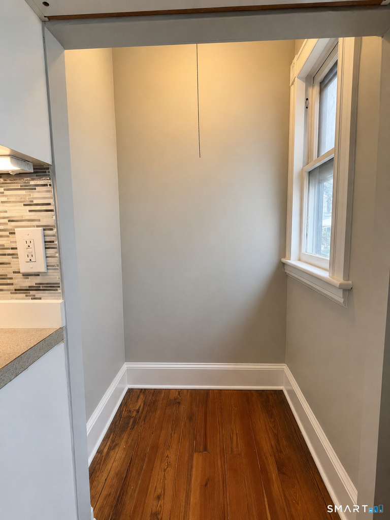 53-55 Davis Avenue - Photo 5