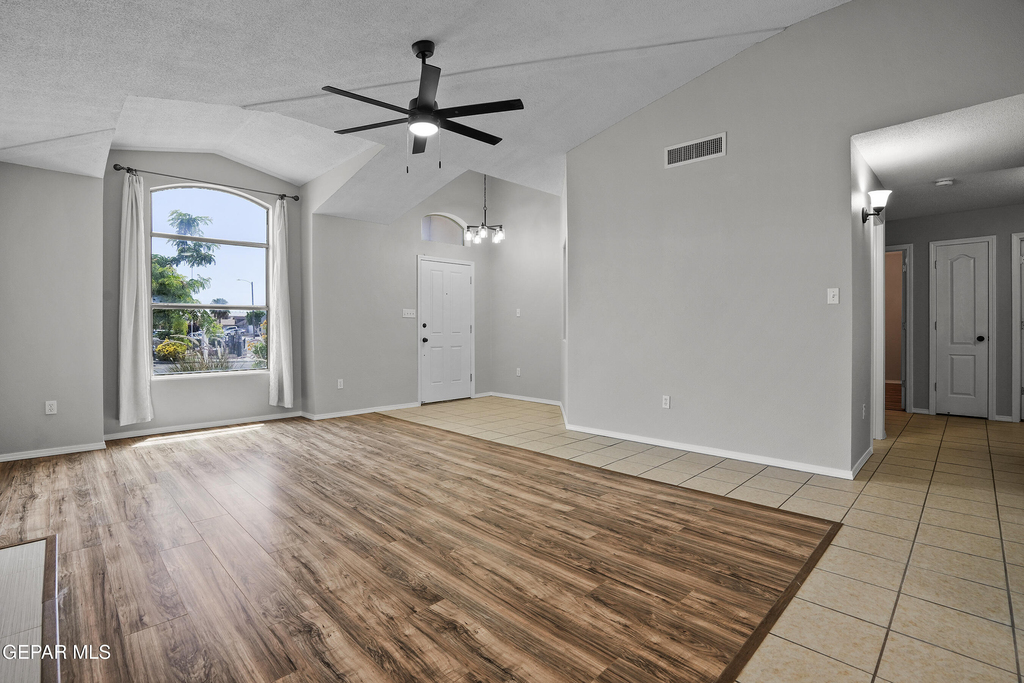 10039 Paloma Drive - Photo 6