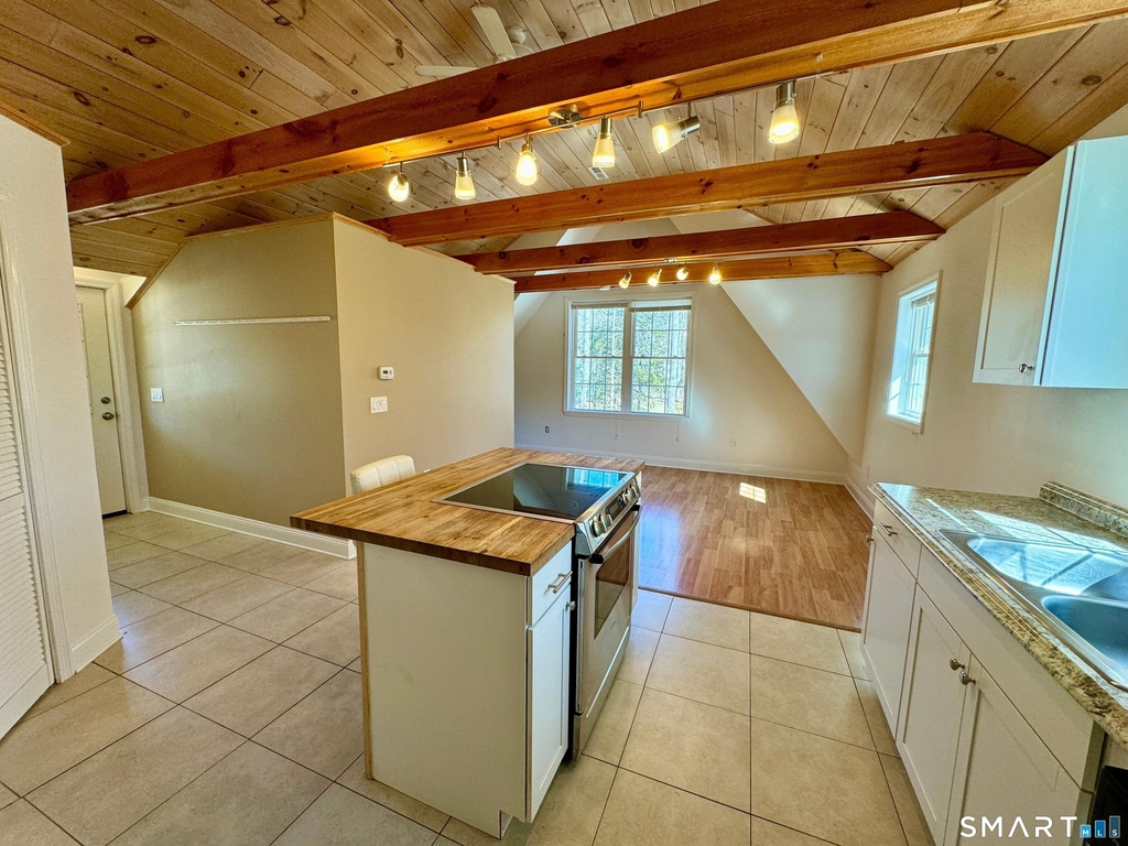 114 Meadowlark Lane - Photo 6