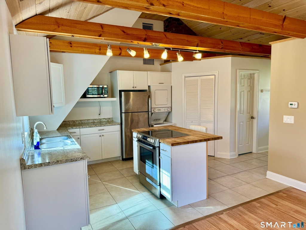 114 Meadowlark Lane - Photo 3