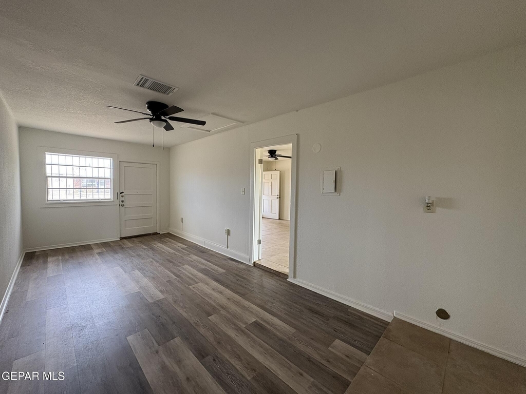 4900 Debeers Drive - Photo 23