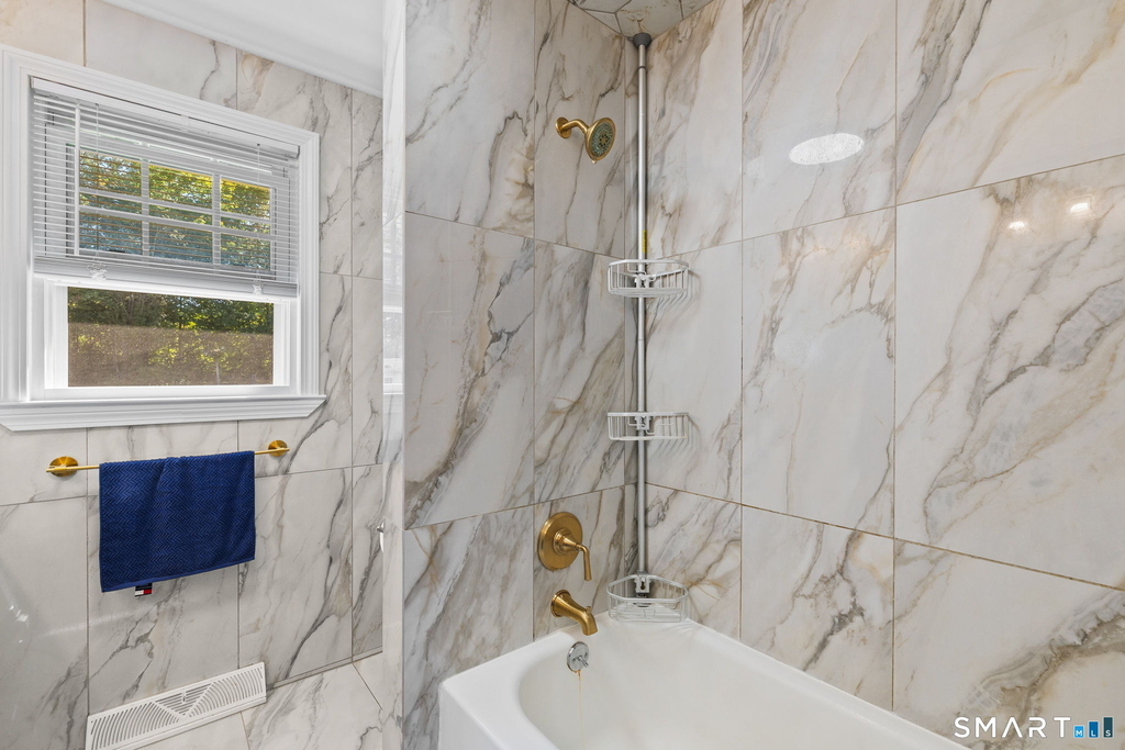 67 Hicock Drive - Photo 12