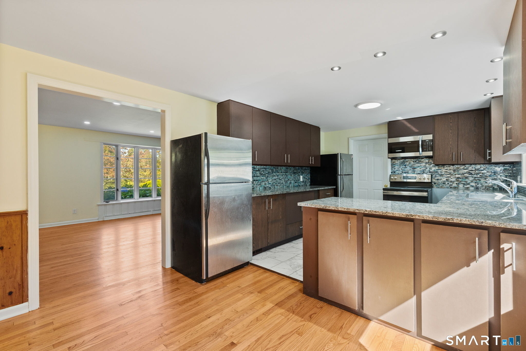 67 Hicock Drive - Photo 5