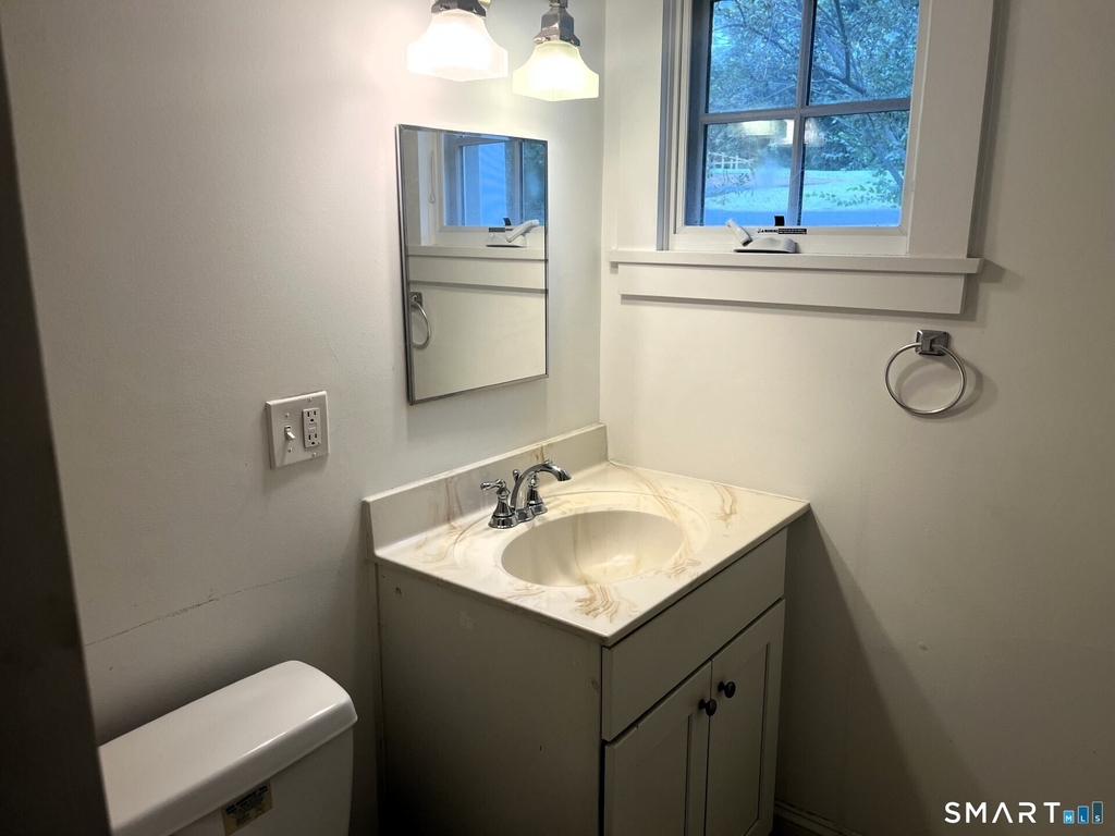 94 Honey Hill Road - Photo 2