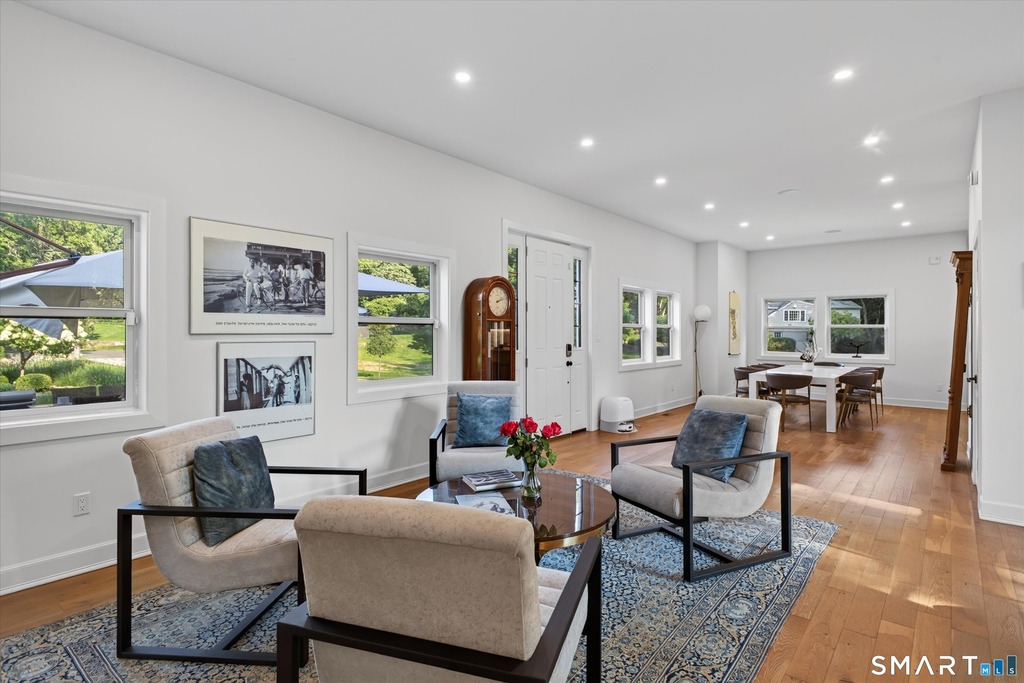 6 Abbotts Lane - Photo 12