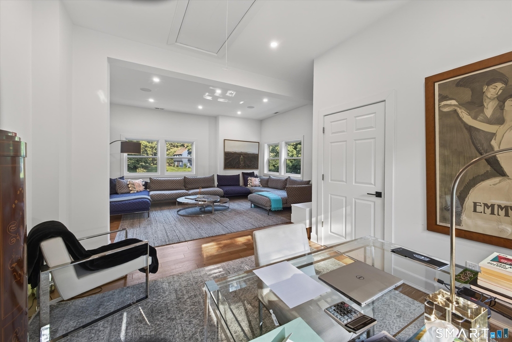 6 Abbotts Lane - Photo 34