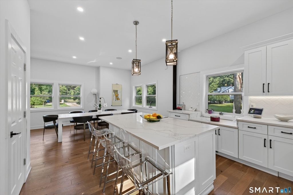 6 Abbotts Lane - Photo 8