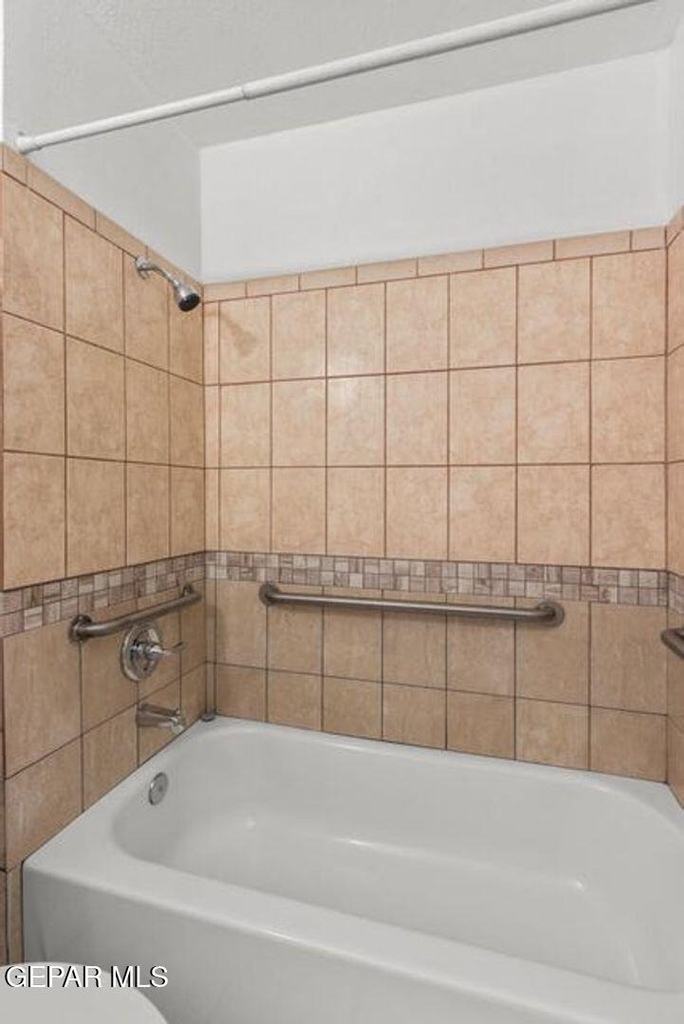 11701 Henry Phipps Drive - Photo 13