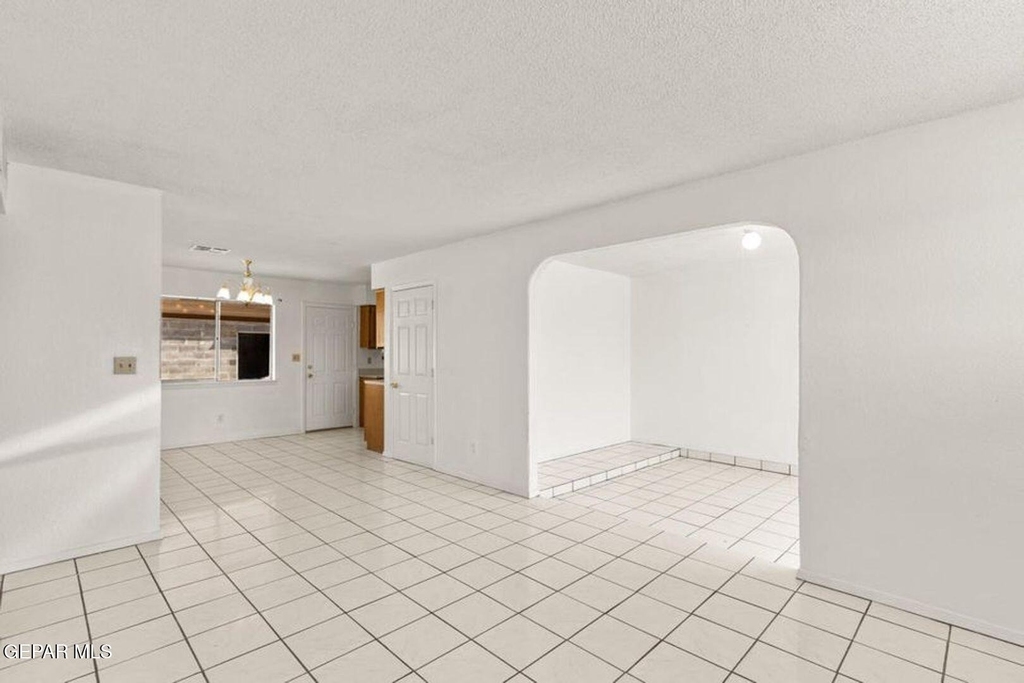 11701 Henry Phipps Drive - Photo 8