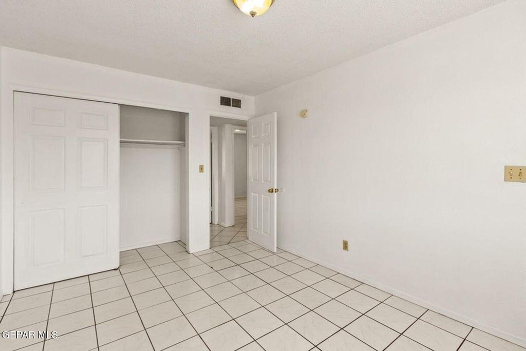 11701 Henry Phipps Drive - Photo 12