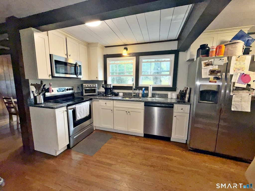 495 Isinglass Road - Photo 1