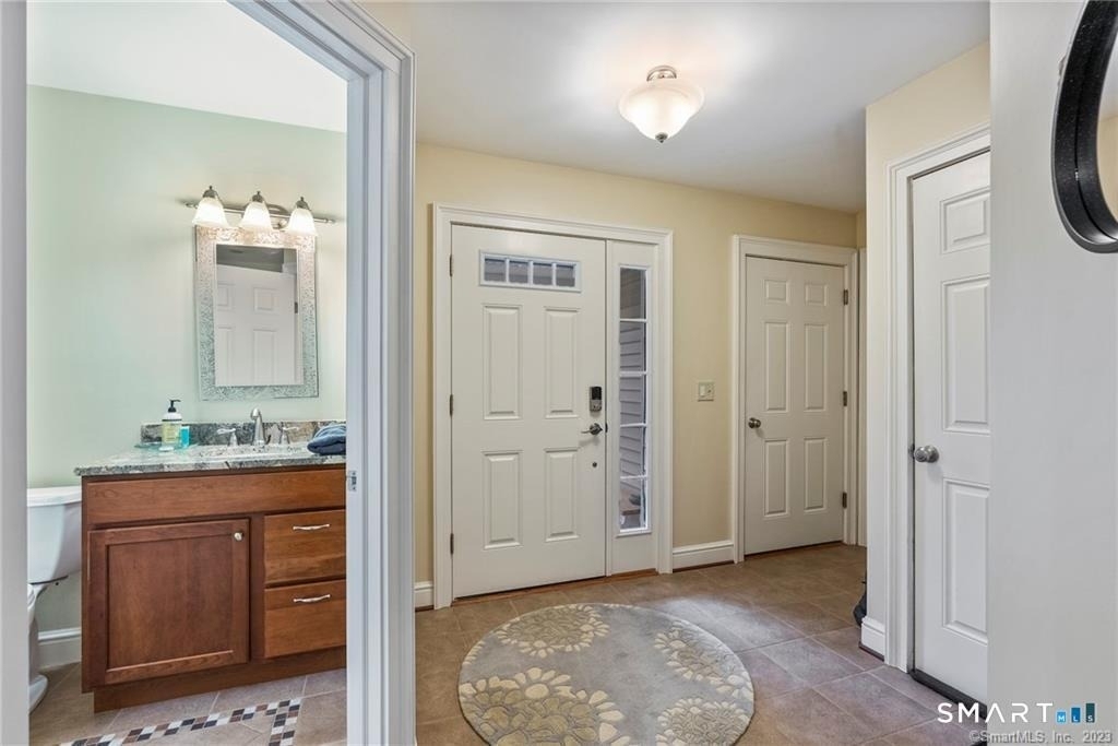 33 Marshfield Road - Photo 12