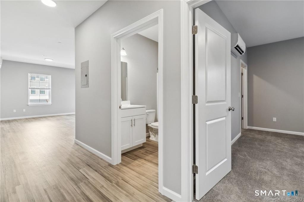 10 Steele Boulevard - Photo 1