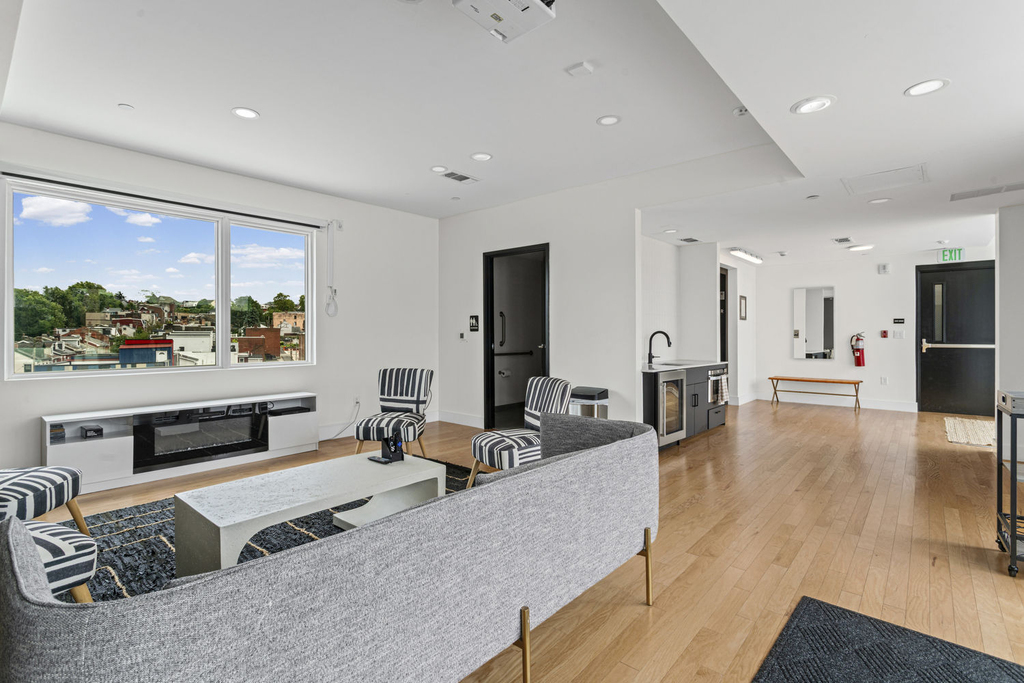 3725 Butler Street - Photo 34