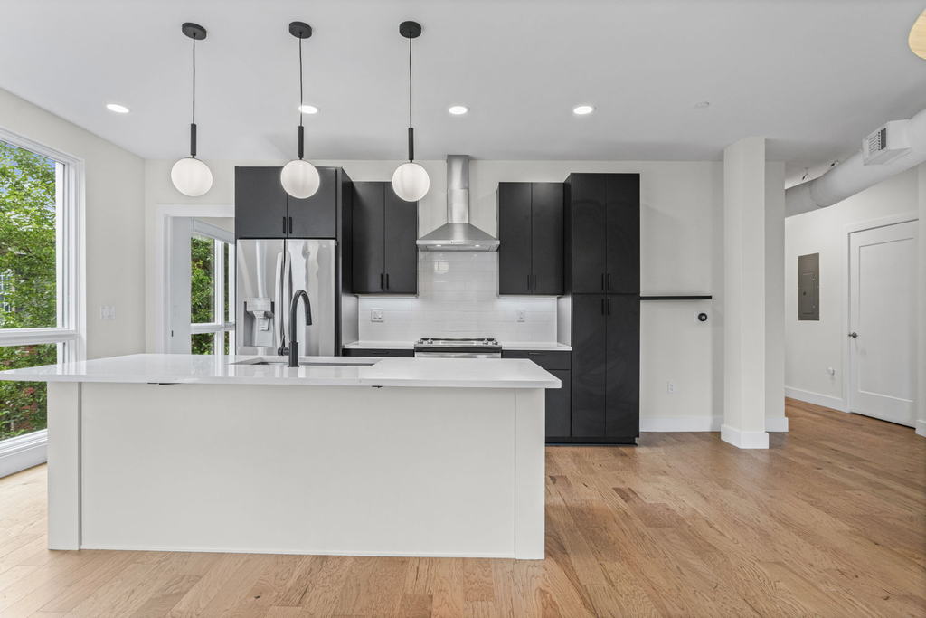 3725 Butler Street - Photo 10