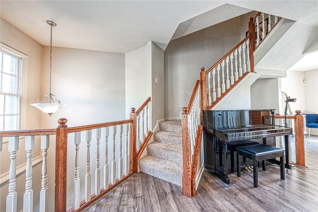 332 Marshall Heights Dr - Photo 3