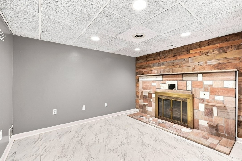 5761 Library Rd - Photo 13