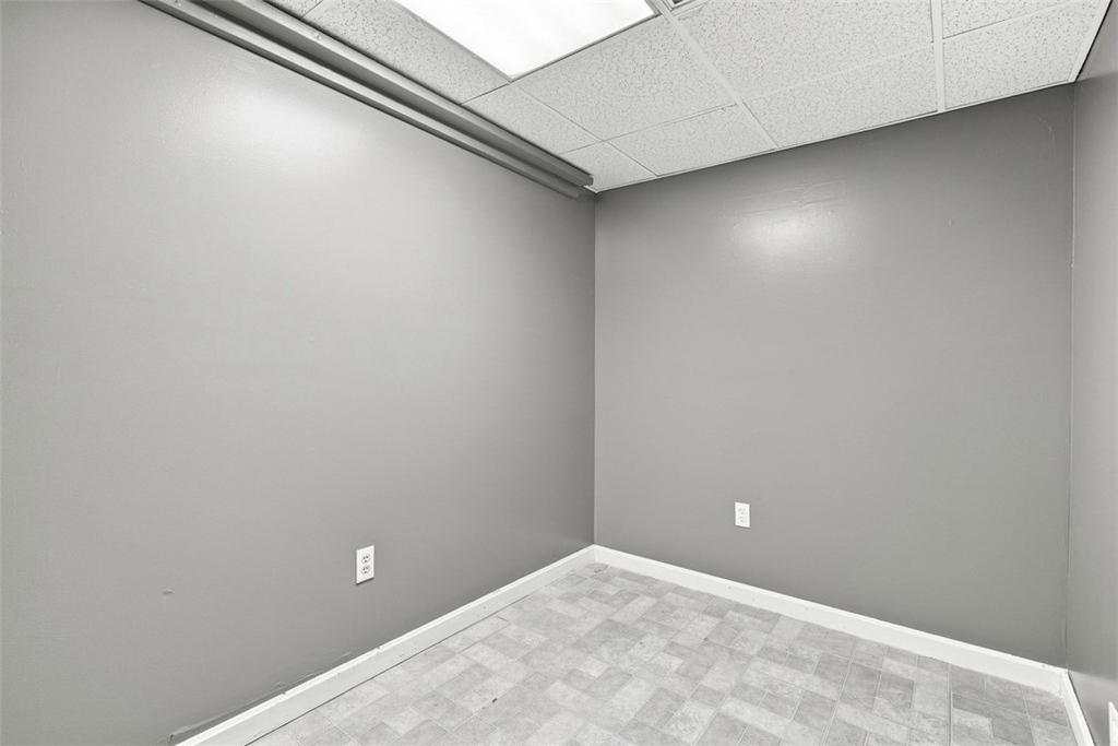 5761 Library Rd - Photo 16